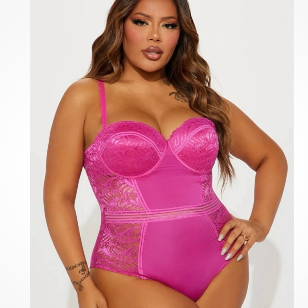 FRENCH AFFAIR Lace Push Up Bodysuit Women's PLUS SIZE 2X Rose Violet Pink NWT